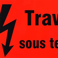 "Travaux sous tension!"